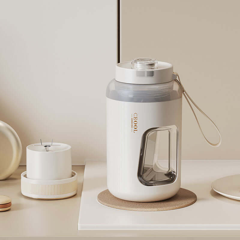 Portable juicer cup with charging cable and straw